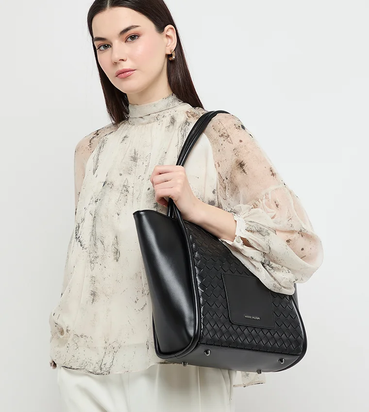 آن كلاين حقيبة كتف بنسيج سلة من آن كلاين